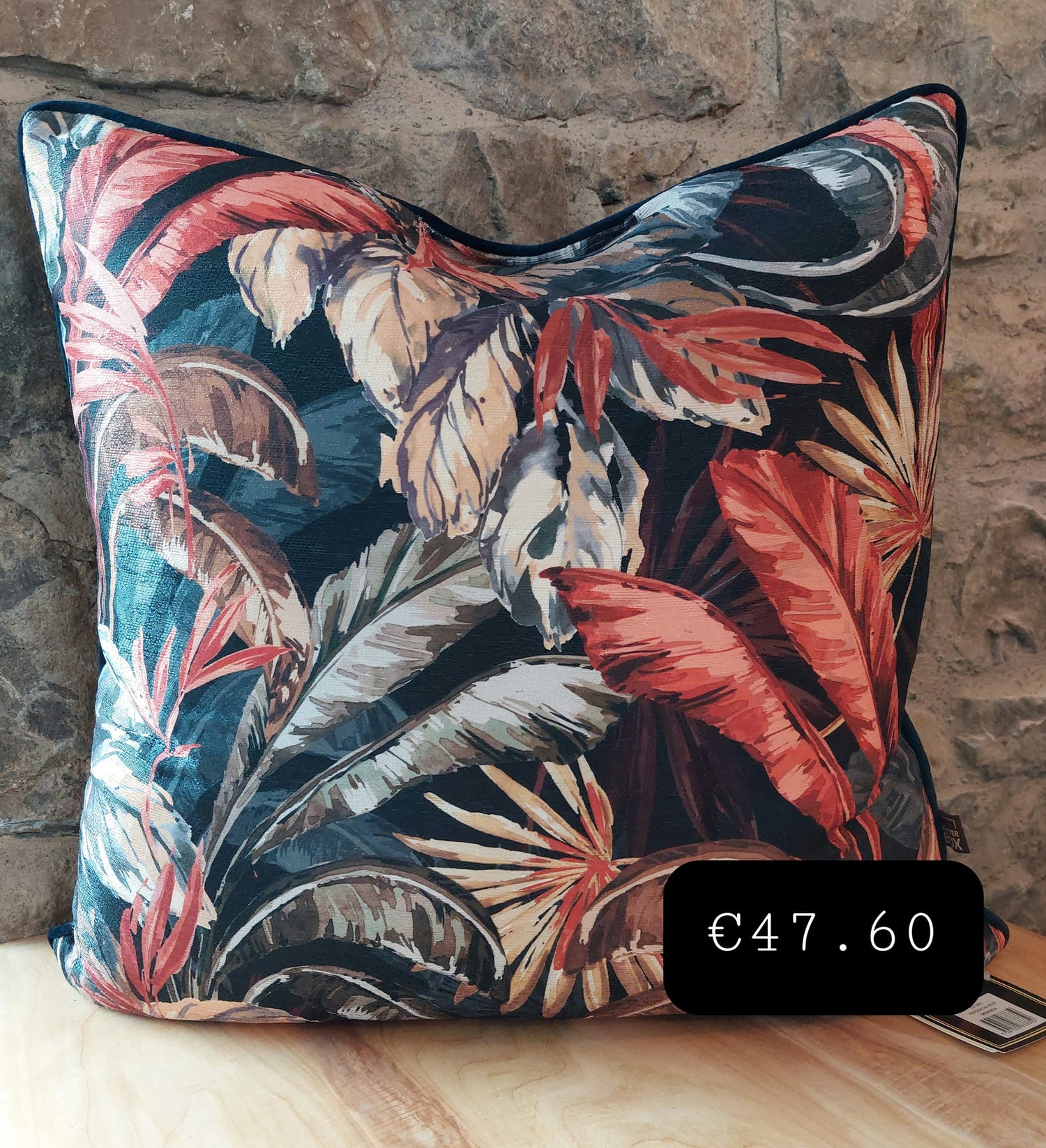 Cushions & Throws
